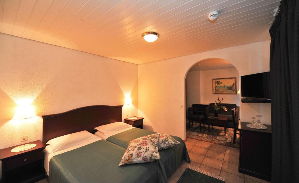 Hotel Ristorante Grotto Serta Lamone Rom bilde