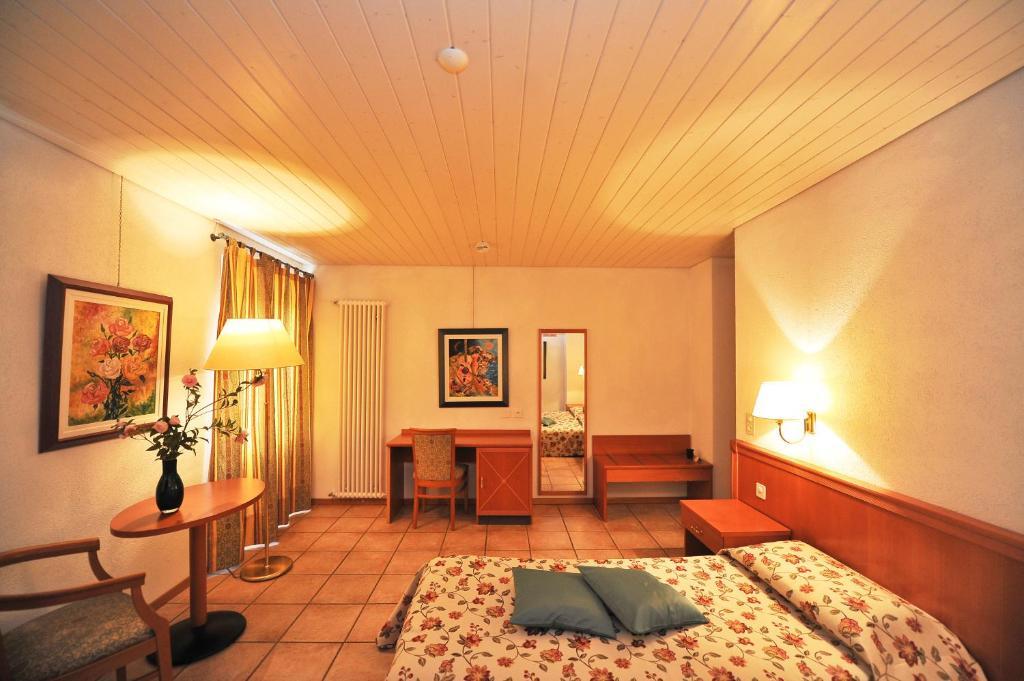 Hotel Ristorante Grotto Serta Lamone Eksteriør bilde